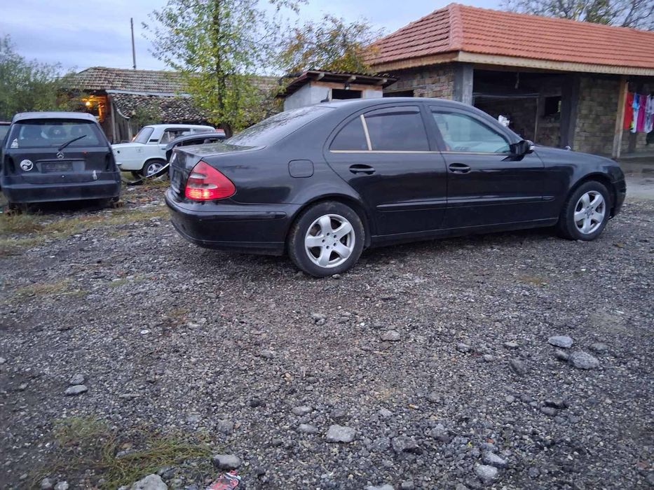 На Части Mercedes E270 CDI