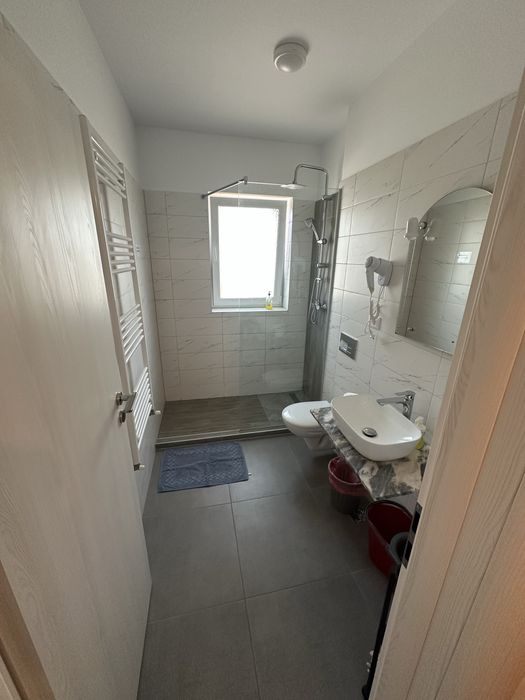 (FARA ESCORTE)Cazare Brasov Garsoniera regim hotelier Coresi-Tractoru