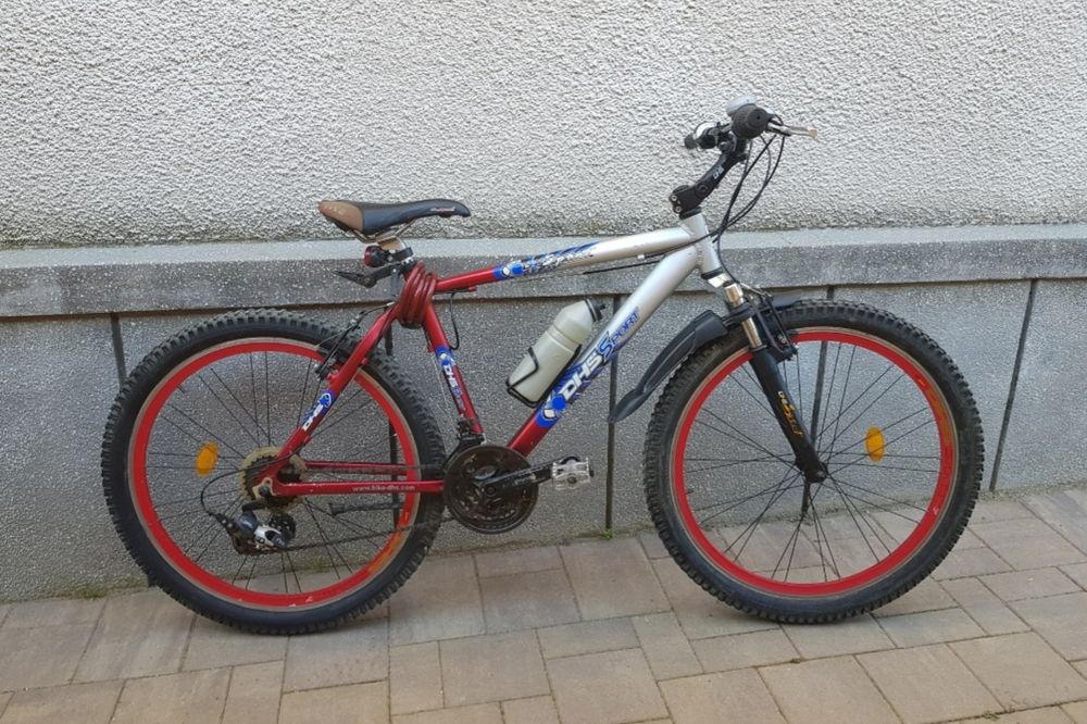 Bicicleta MTB DHS 2605C - roți groase de 26 Inch (26 × 2,30), cadru aluminiu