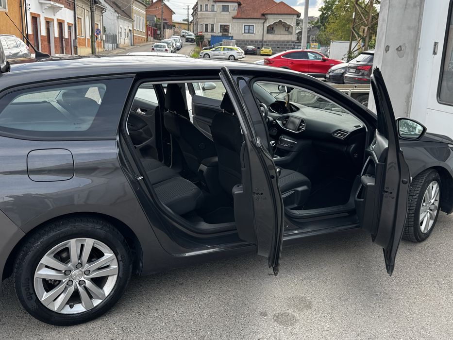 PEUGEOT 308 2019 — imagine 3