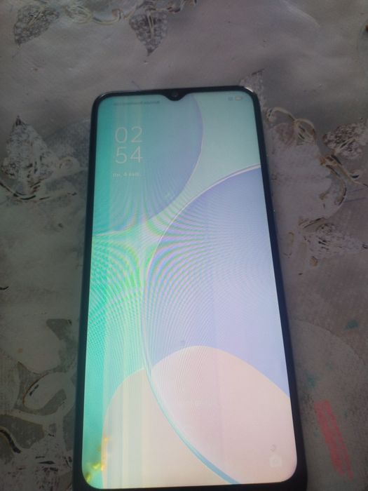 Продам опо A15c 4-64 нужно заменить экран, в остальном все работает