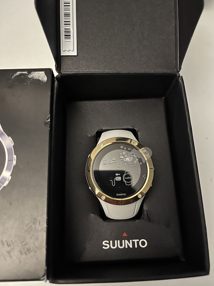 Suunto spartan trainer 2024 wrist hr gold cena