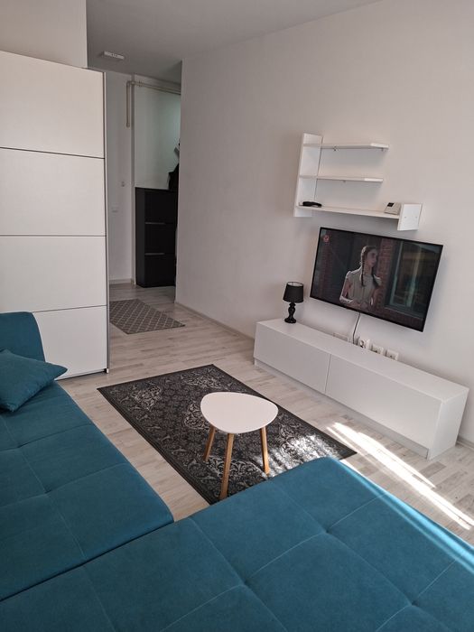 Inchiriez Garsoniera Militari Residence