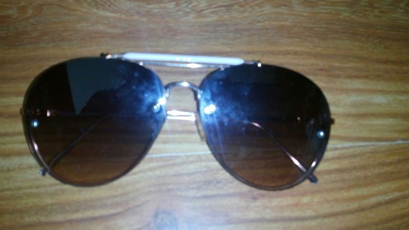 Модерни очила