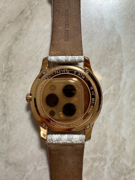 Michael Kors часовник