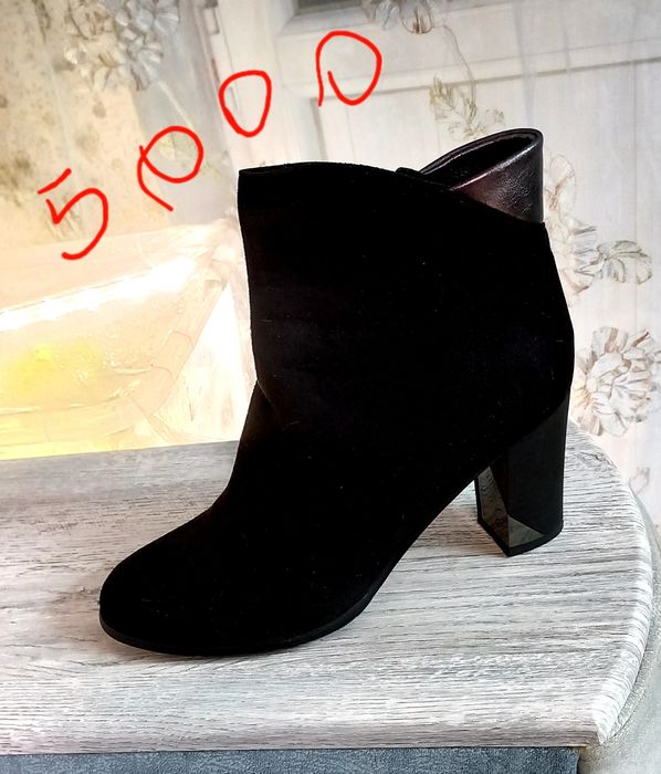 Продам Женскую обувь