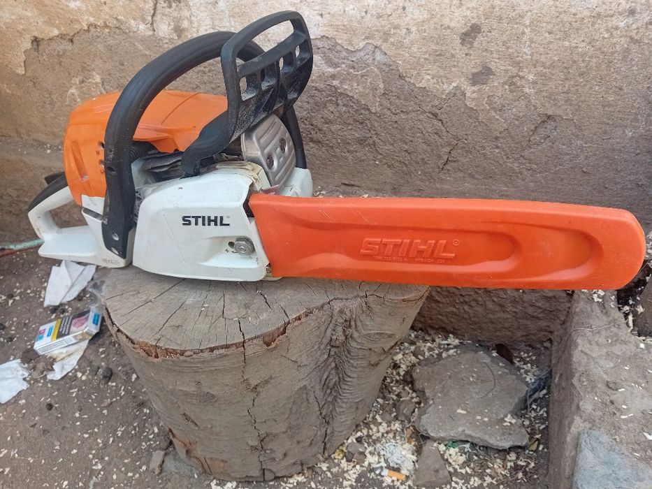 Продавам резачка Щил  MS 231 .