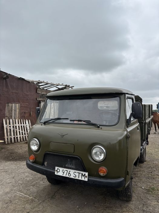 Продам УАЗ  3303