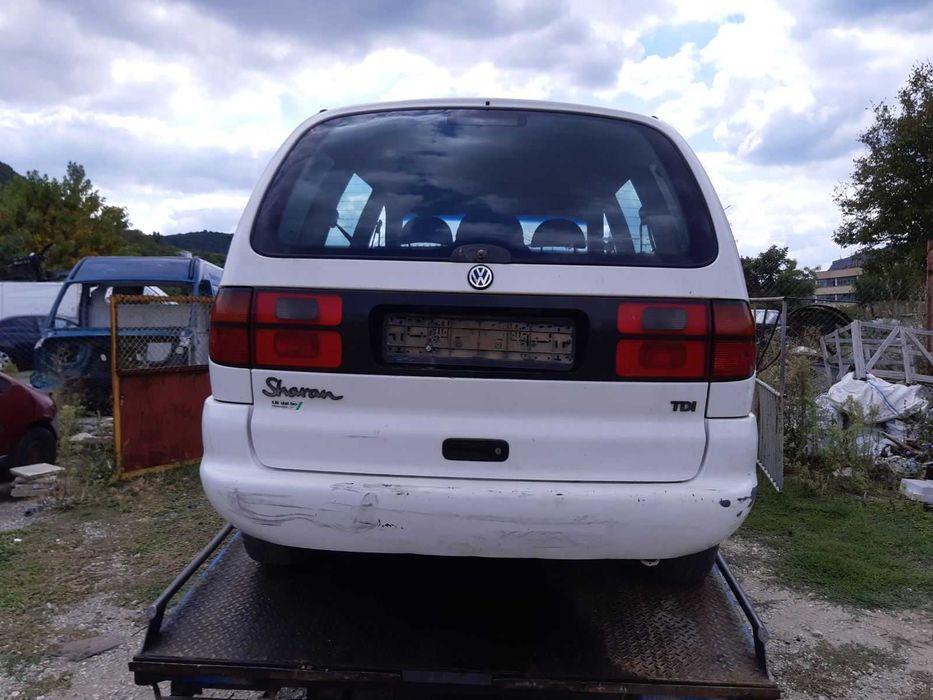 VW Sharan 1.9 tdi, 1997 г на части