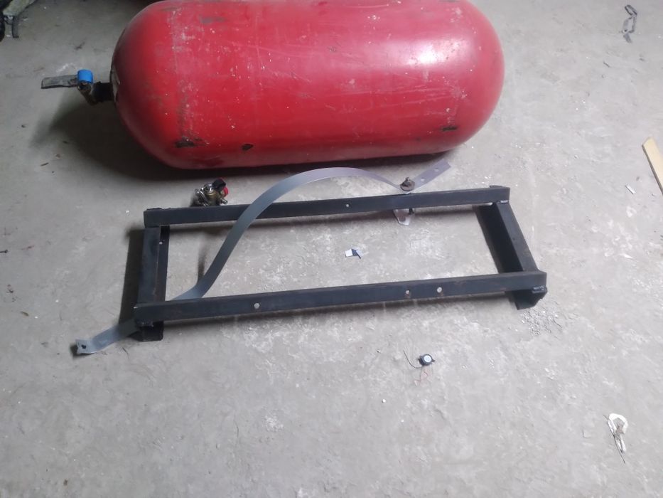 Газбалон.сотилади.100.тали.4чи.пакалена.хамма.