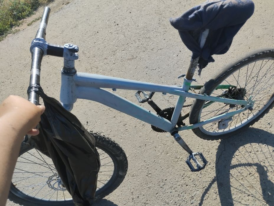 Продам велосипед цена 5000тг