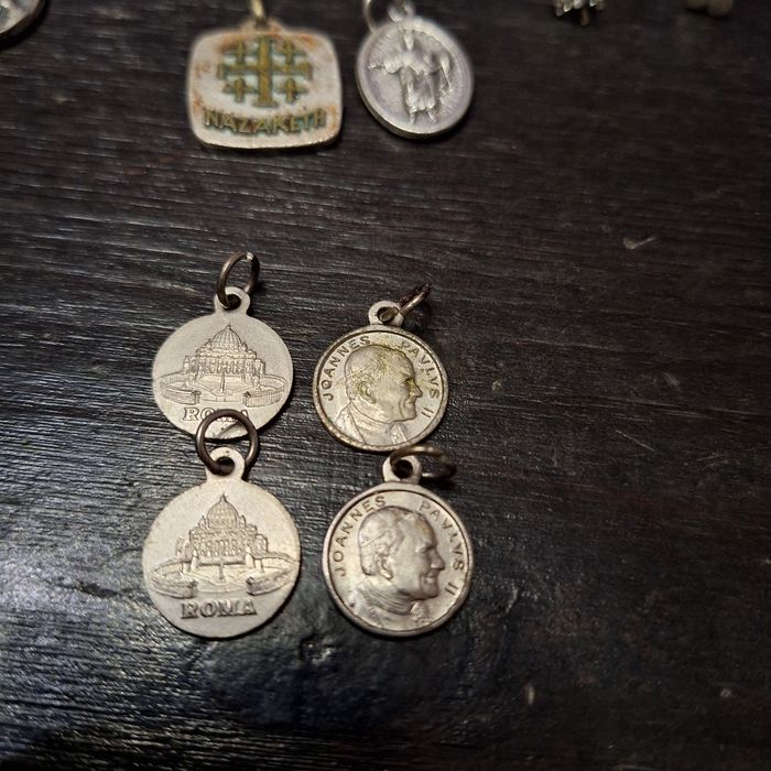 Медальони италиански