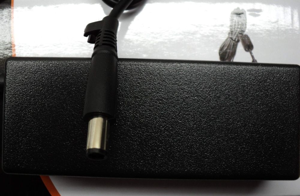 Incarcator-Alimentator Laptop HP 18,5V 4,9A (Pin Central) NOU