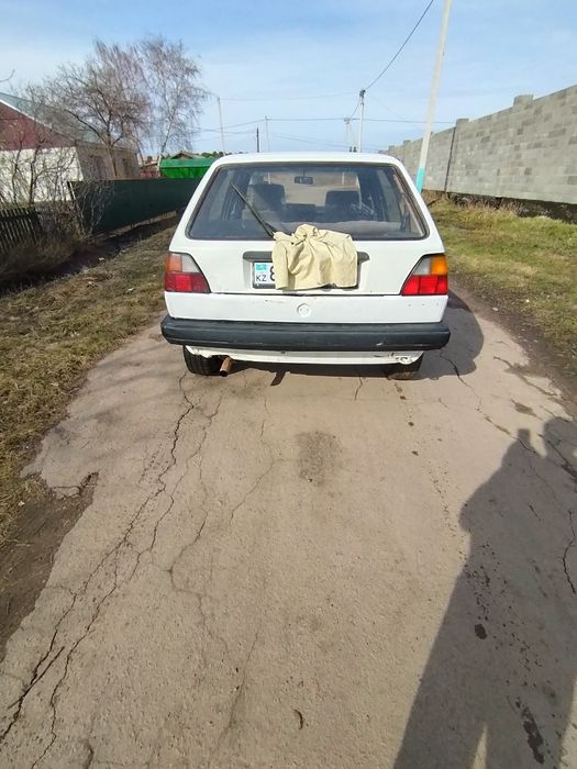 Продам машину голф2