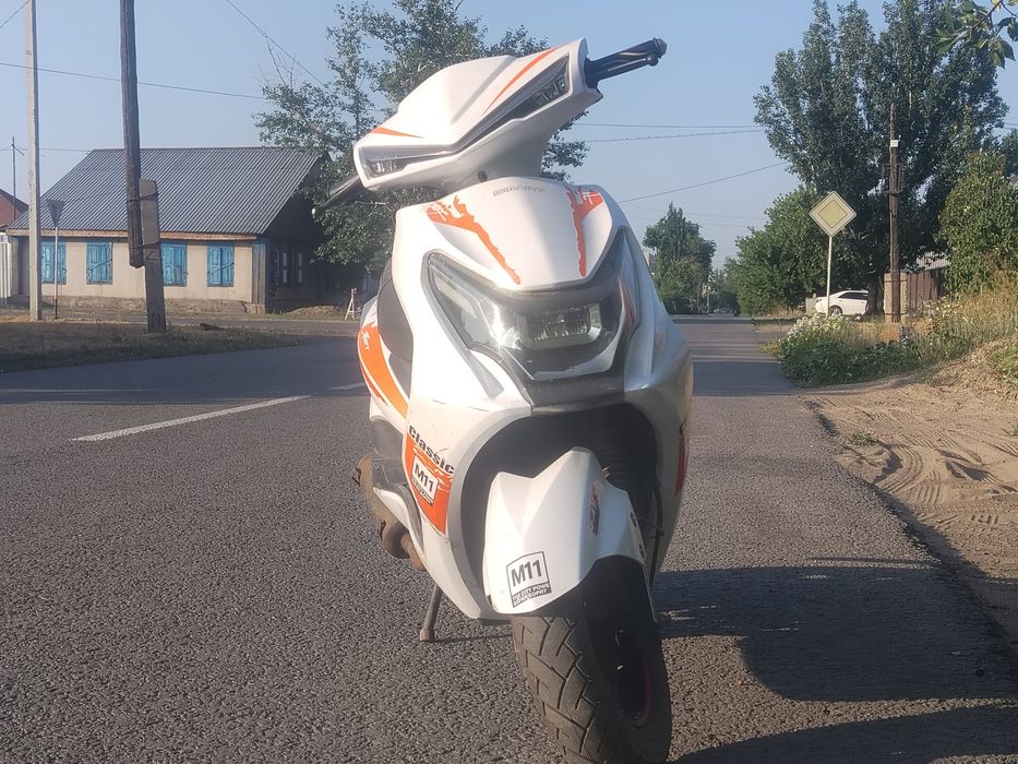 М11 скутер, мопед