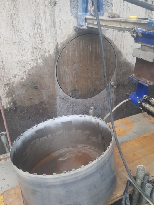 Taiat taiere decupat spart demolat beton piconat ,gauri de carota