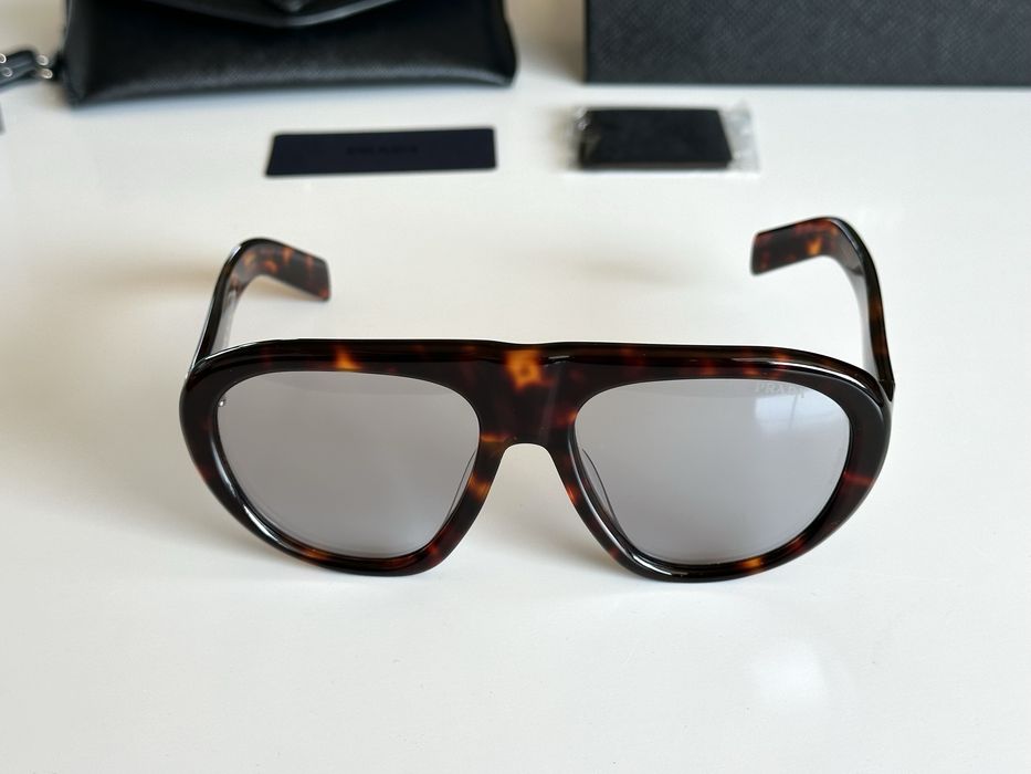 Слънчеви очила Prada PRC05S
