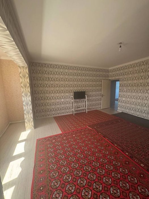 Uchtepa tumanida 2 xona 3 xona qilingan Kv sotiladi.