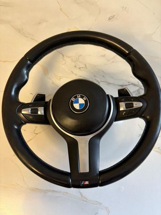 Машиный руль BMW