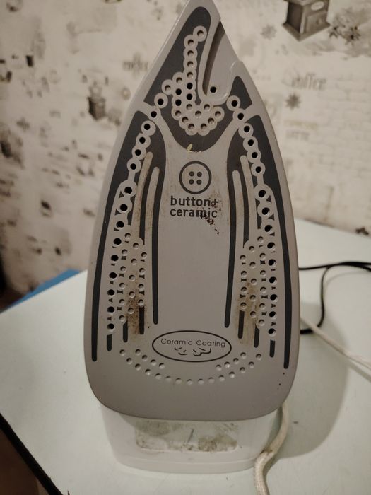 Утюг паровой TriTower