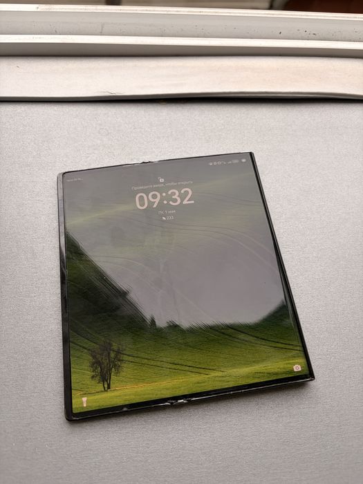 Huawei Mate Xs 2 512GB отлично състояние, пълен комплект