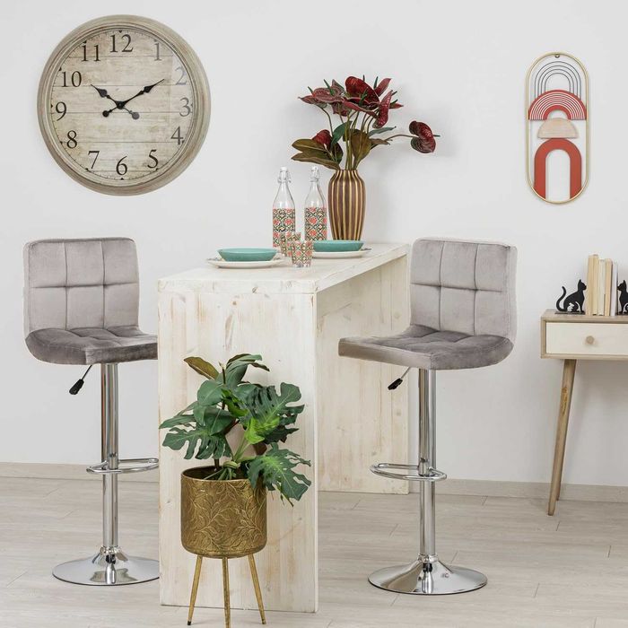 Бар стол - сива кожа