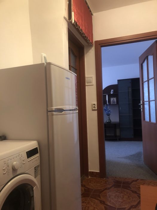 Apartament 2 cam / et 1 / de vanzare