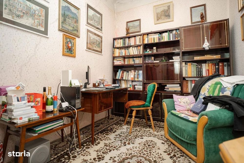 Casa cu 4 camere in zona Centru - Piata Unirii