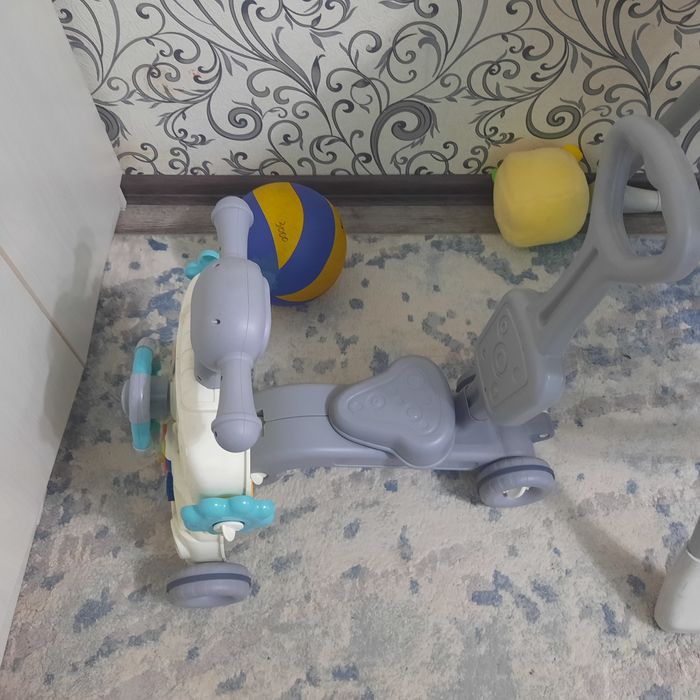 Детский машинка,