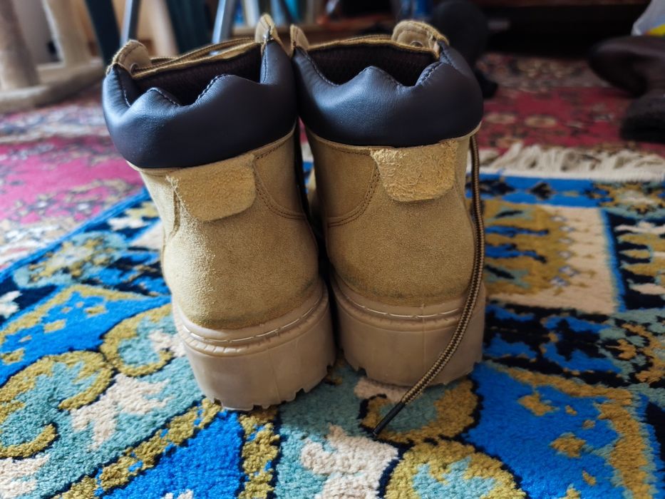 Bocanci NOI mărimea 37