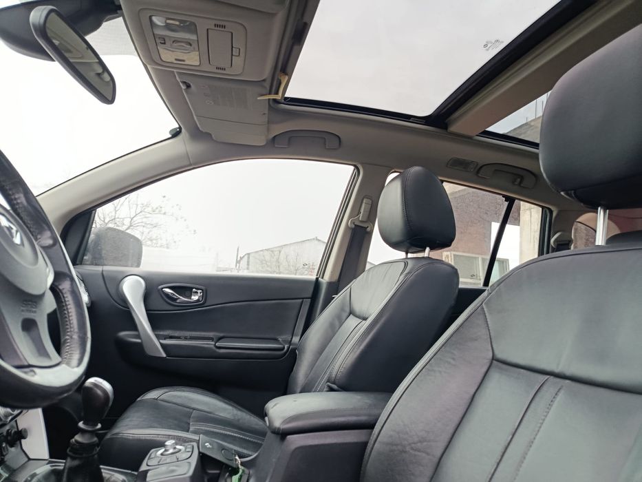 Renault Koleos Bose 4x4 2.0 dci 2010 defect