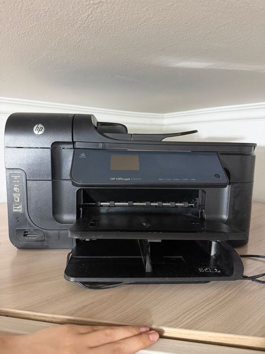 Новый не использованный принтер 4в1 HP OfficeJet 6500A