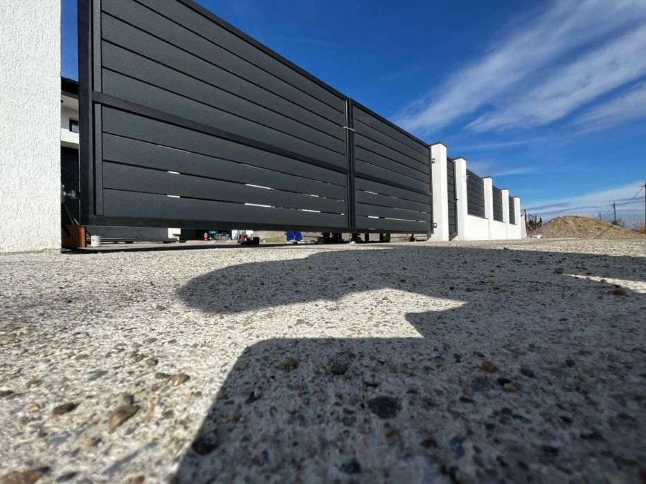 Gard din sipci metalice