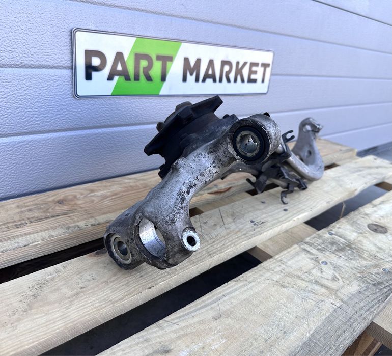 Десен шенкел AUDI A6 A7 C8 4K 4K0407242D 4K0407560D