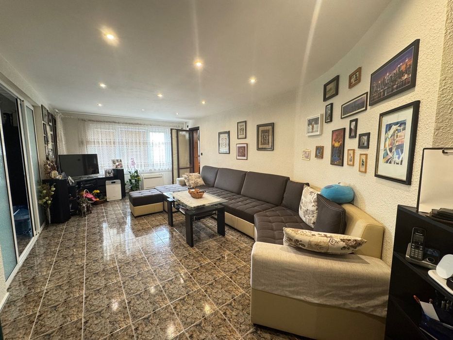 3-Стаен апартамент в кв. Редута