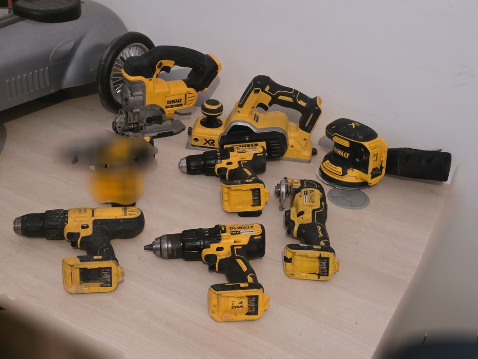 DeWalt  18V rindea, slefuitor orbital, fierastrau pendular, filetante