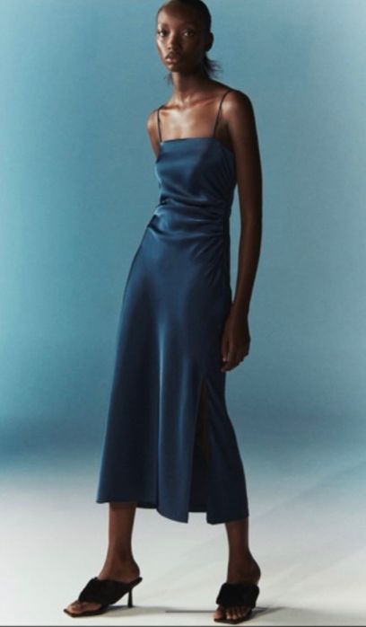 Рокли на ZARA различни модели