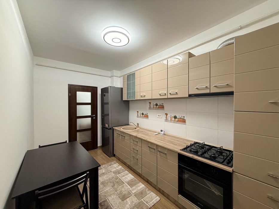 Apartament de inchiriat-Grand Kristal Residence