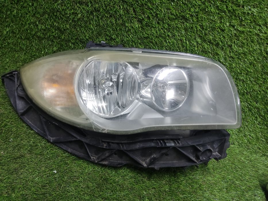 Фара.    BMW E87