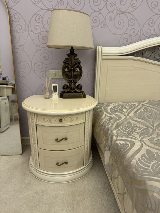 Спальня мебель.