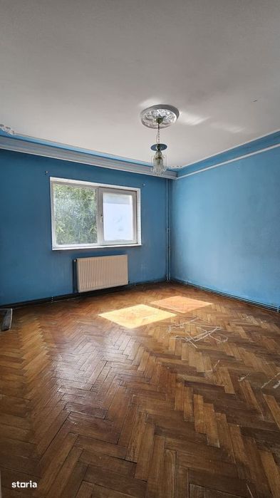 2 camere decomandat 54mp etaj intermediar bloc '86 zona Cug