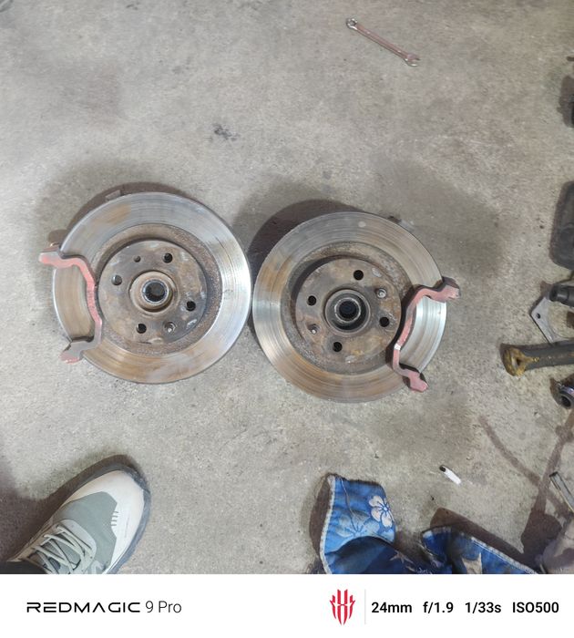 Продам двигатель коробку