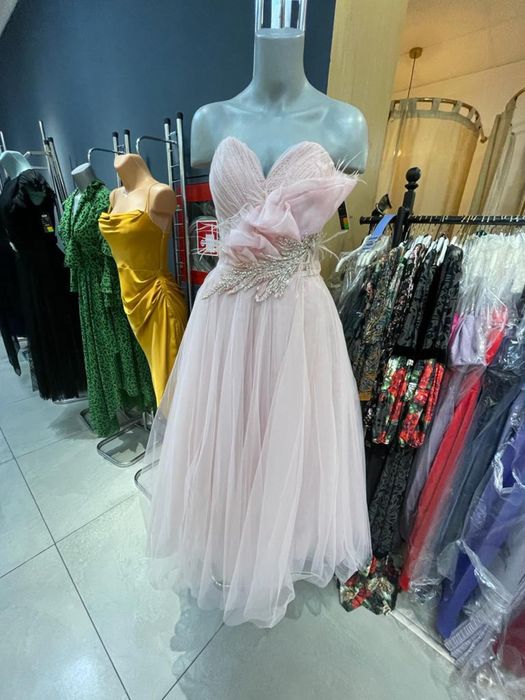 Rochii ocazie ! Zi sau noapte !