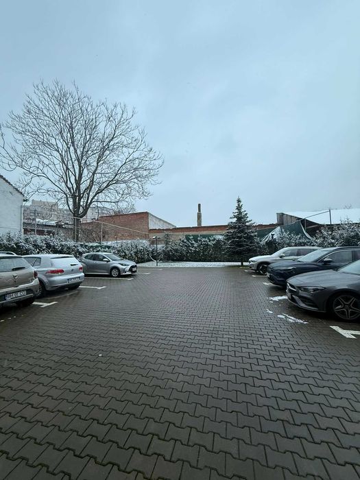 Inchiriez apartament LUX -70 mp