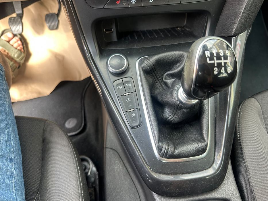 Ford Focus 2017 2.0 diesel.