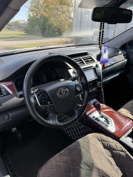 Продам Toyota camry
