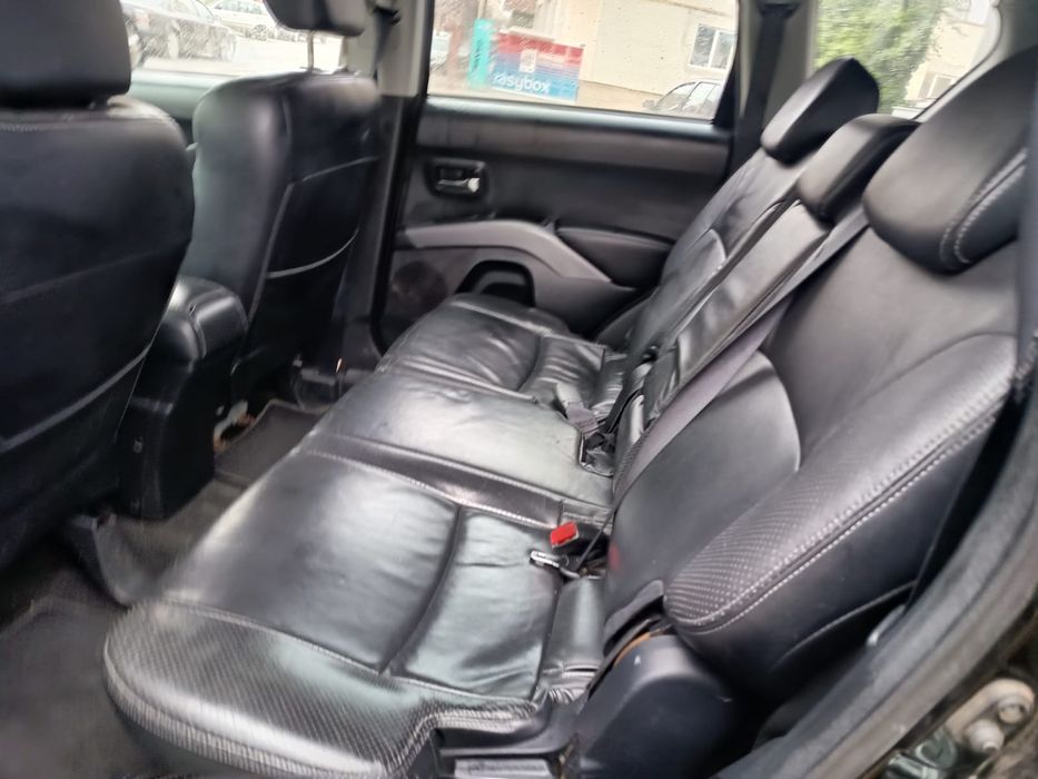 Peugeot 4007 4×4 pachet crom full.7.locurii