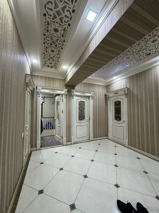 Под Офис Нурафшон 2/1/5 Евроремонт 72+72 кв.м подвал ор: Сагбон чораха