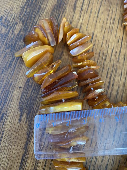 Кехлибарена огърлица