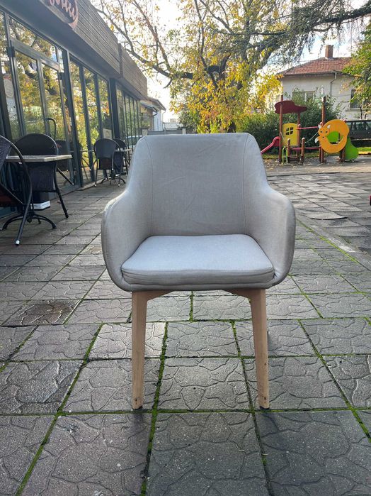 Столове и Кресла